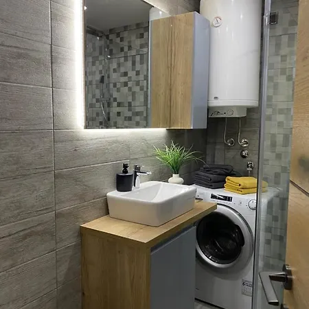 Apartman Iris *